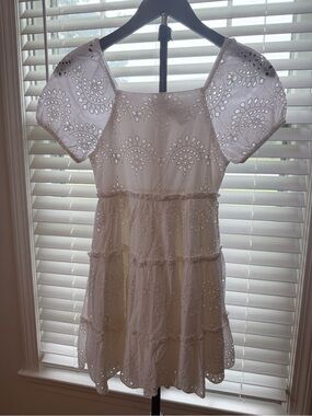 Rare Too White Eyelet Tiered Dress Size 8